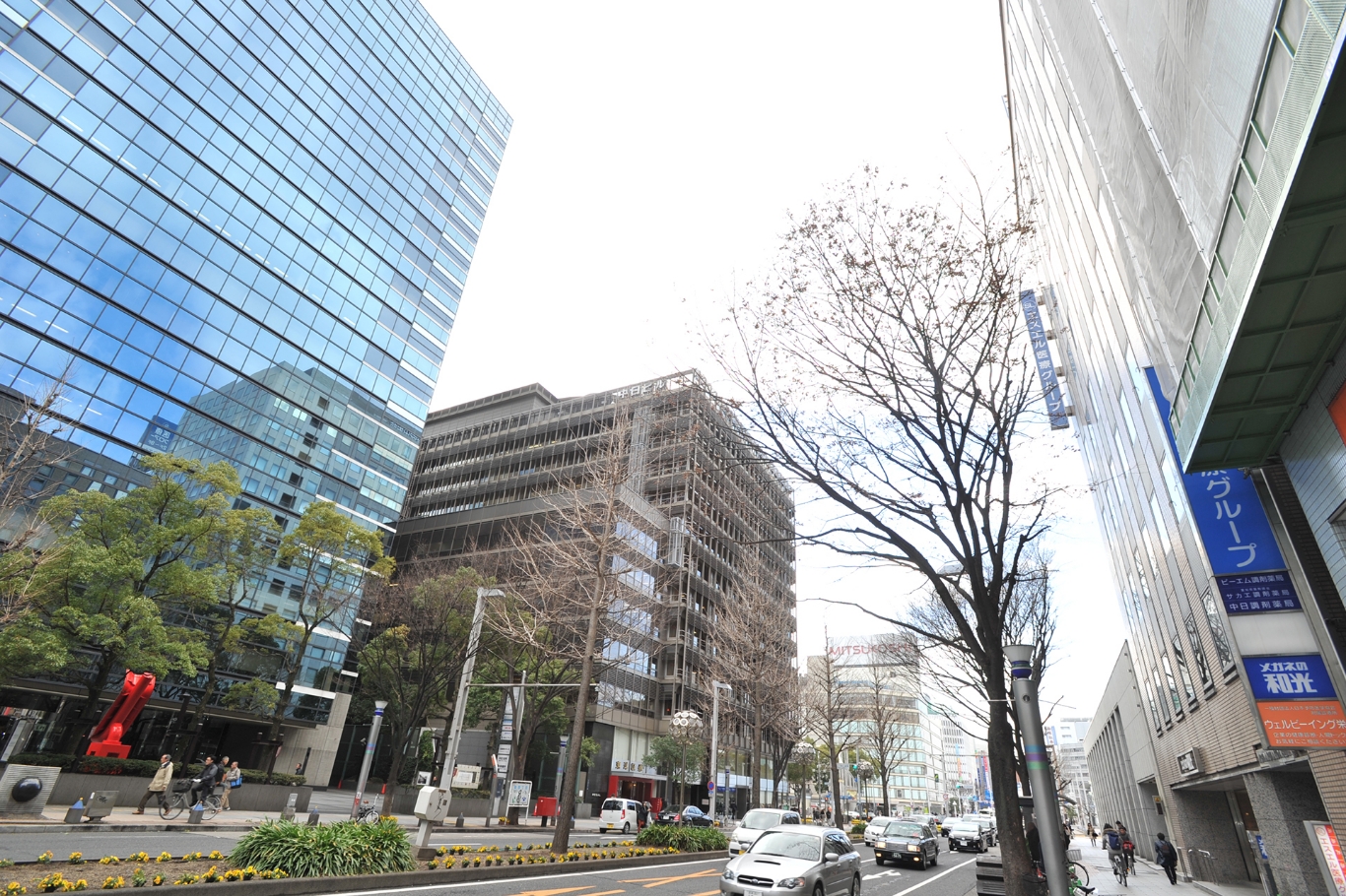 栄駅5番出口から徒歩5分